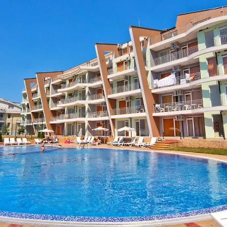 Sunset Complex 15 * Kosharitsa